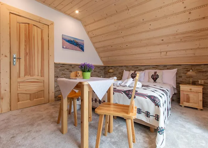 Pod Jemiola בקתה זקופאנה